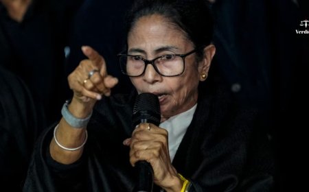 People Are Dying: Mamata Banerjee Alleges 150 Deaths Due to SIR Pressure in Supreme Court