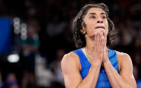 Big Setback for Vinesh Phogat: Delhi HC Refuses Immediate Relief in Asian Games Trials Battle