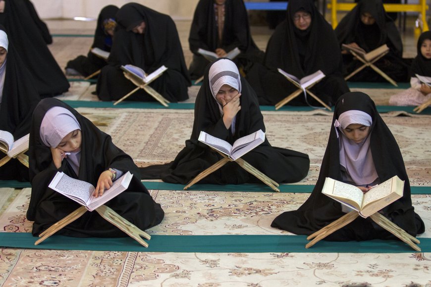 Muslim Personal Law On Puberty Marriage Age Violates POCSO, Child Marriage Act: Allahabad High Court